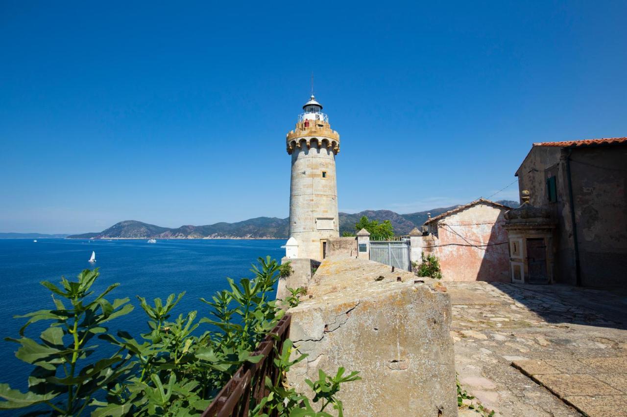Helloelba Appartamento Il Faro Portoferraio Exterior photo